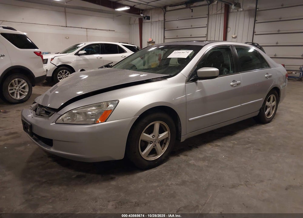 2004 HONDA ACCORD 2.4 EX VIN: 1HGCM56824A052596