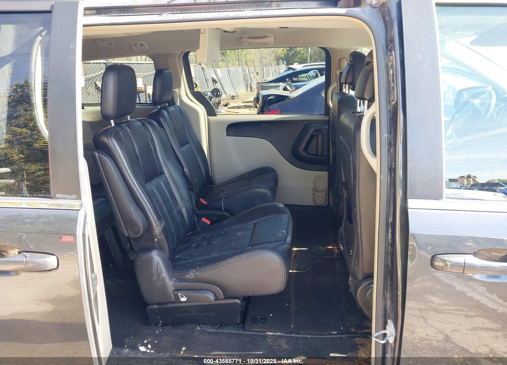 2012 CHRYSLER TOWN & COUNTRY TOURING VIN: 2C4RC1BG2CR325984