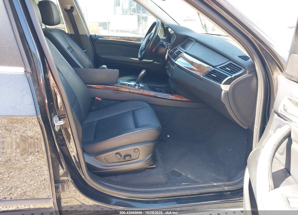 2013 BMW X5 VIN: 5UXZV4C55D0E11182