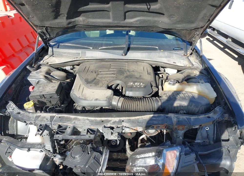 2014 CHRYSLER 300 VIN: 2C3CCAAG4EH220965