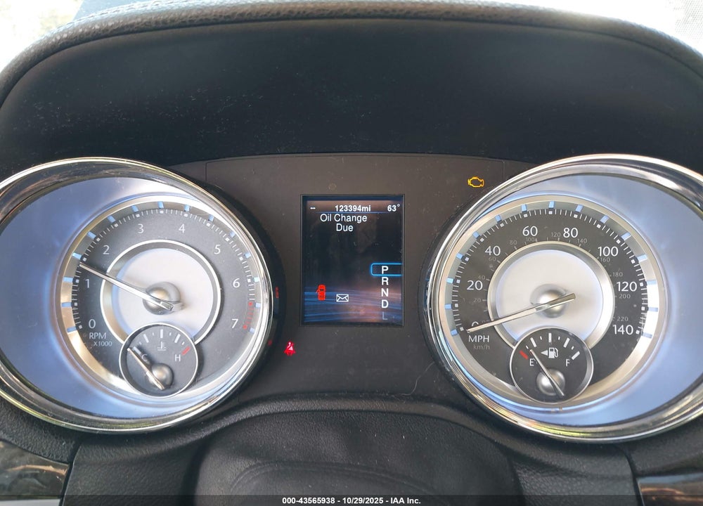 2014 CHRYSLER 300 VIN: 2C3CCAAG4EH220965