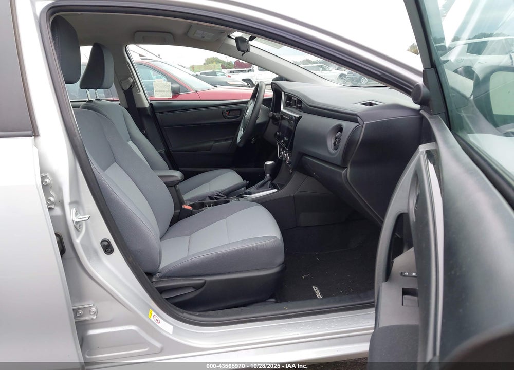 2017 TOYOTA COROLLA L VIN: 5YFBURHE1HP695530