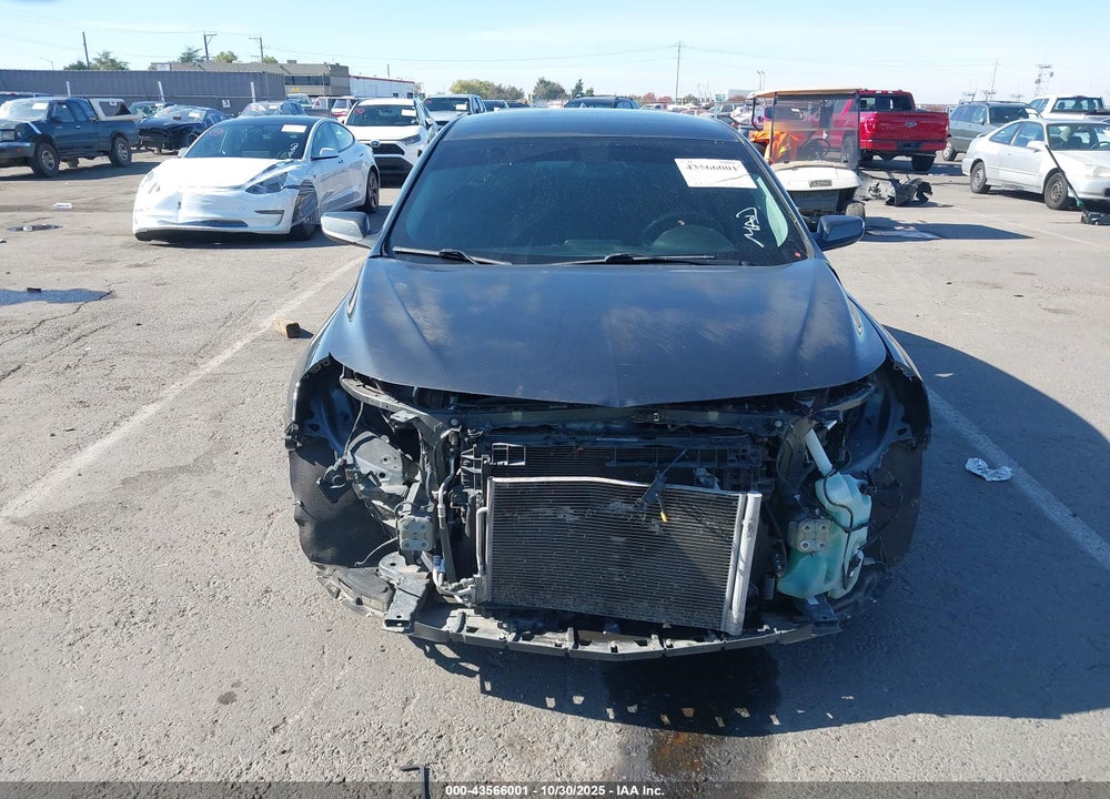 2018 CHEVROLET MALIBU LT VIN: 1G1ZD5STXJF146543