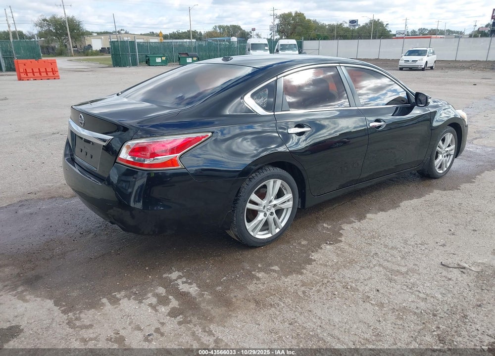 2013 NISSAN ALTIMA 3.5 SL VIN: 1N4BL3AP3DC920339