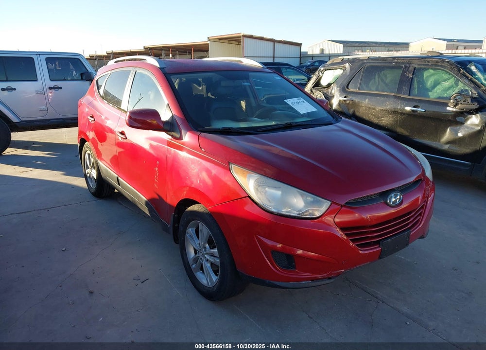 2011 HYUNDAI TUCSON GLS VIN: KM8JU3AC8BU228547