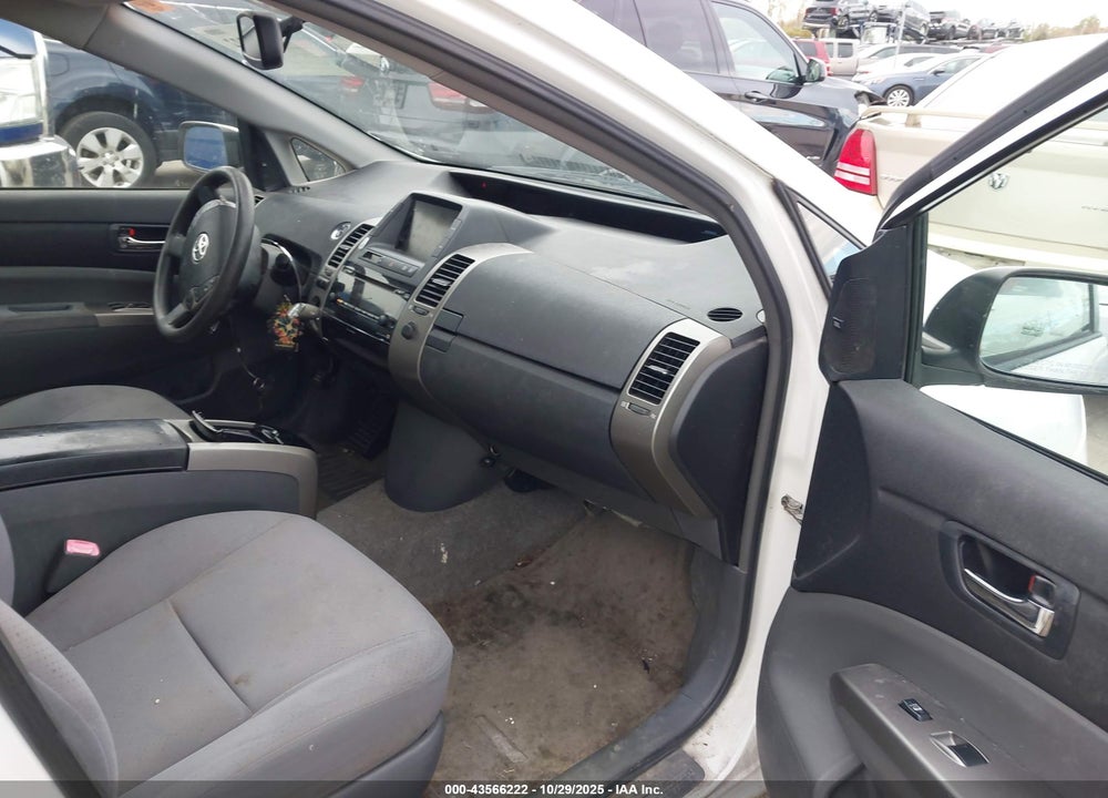 2007 TOYOTA PRIUS VIN: JTDKB20U577584513