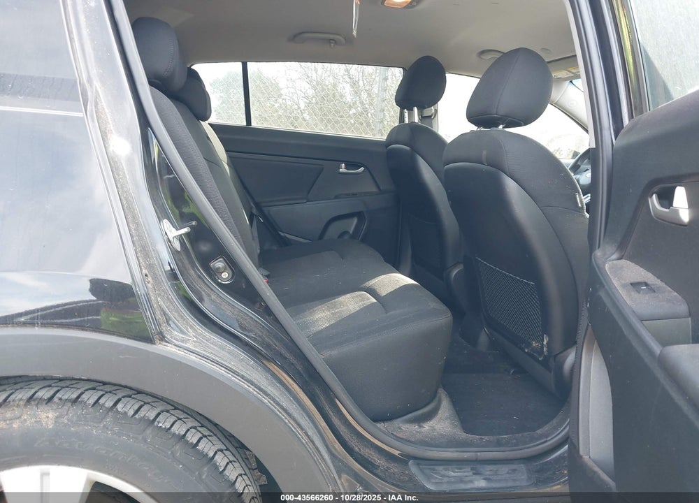 2011 KIA SPORTAGE LX VIN: KNDPB3A2XB7053860