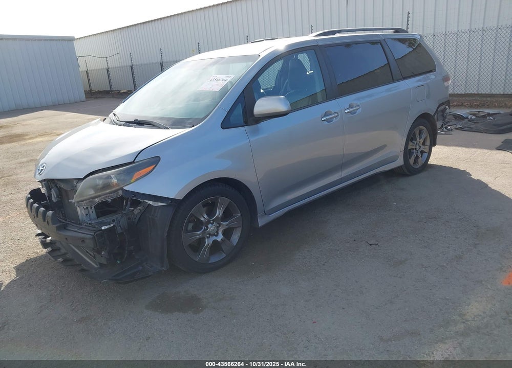 2015 TOYOTA SIENNA SE PREMIUM 8 PASSENGER VIN: 5TDXK3DC8FS689063