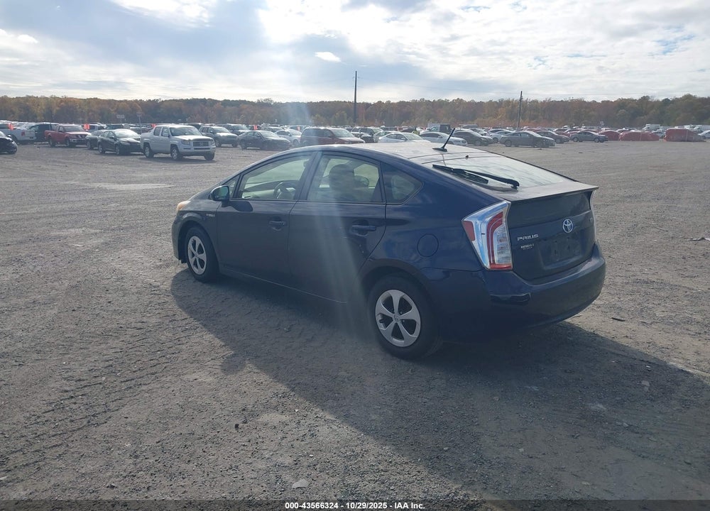 2013 TOYOTA PRIUS THREE VIN: JTDKN3DU4D1727585