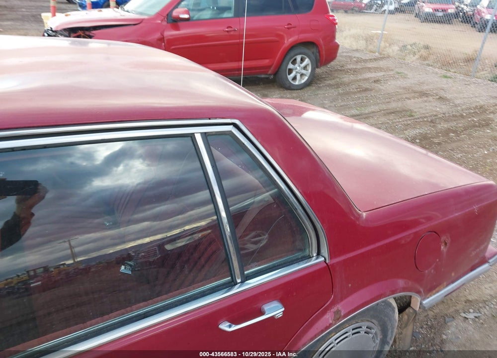 1989 OLDSMOBILE DELTA 88 VIN: 1G3HN54C3KW314036