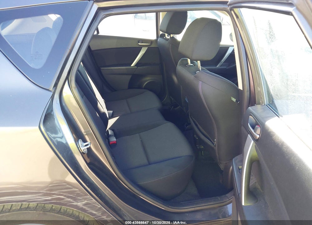 2012 MAZDA 3 S TOURING VIN: JM1BL1L62C1621616