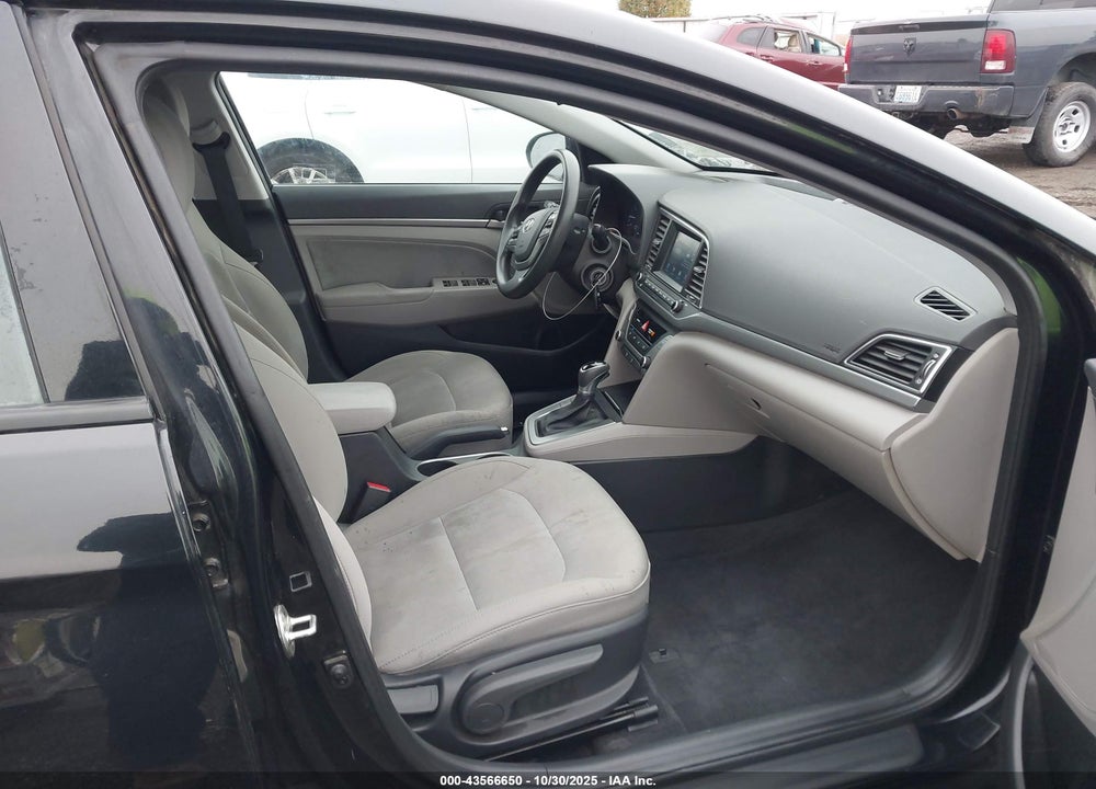 2018 HYUNDAI ELANTRA SEL VIN: 5NPD84LF7JH291389