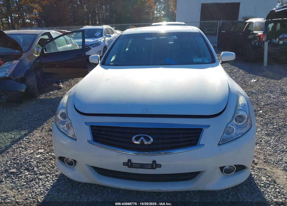 2015 INFINITI Q40 VIN: JN1CV6AR2FM651293
