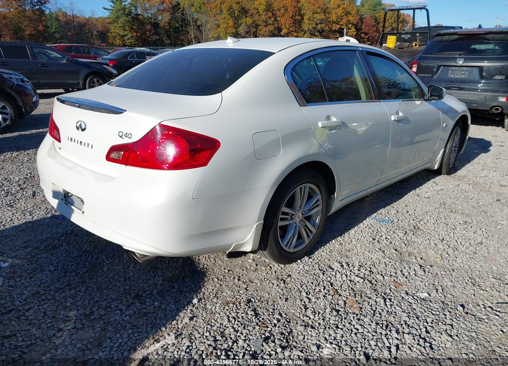 2015 INFINITI Q40 VIN: JN1CV6AR2FM651293