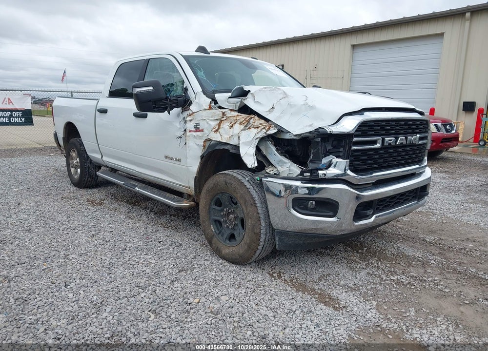 2024 RAM 2500 VIN: 3C6UR5DL4RG266355