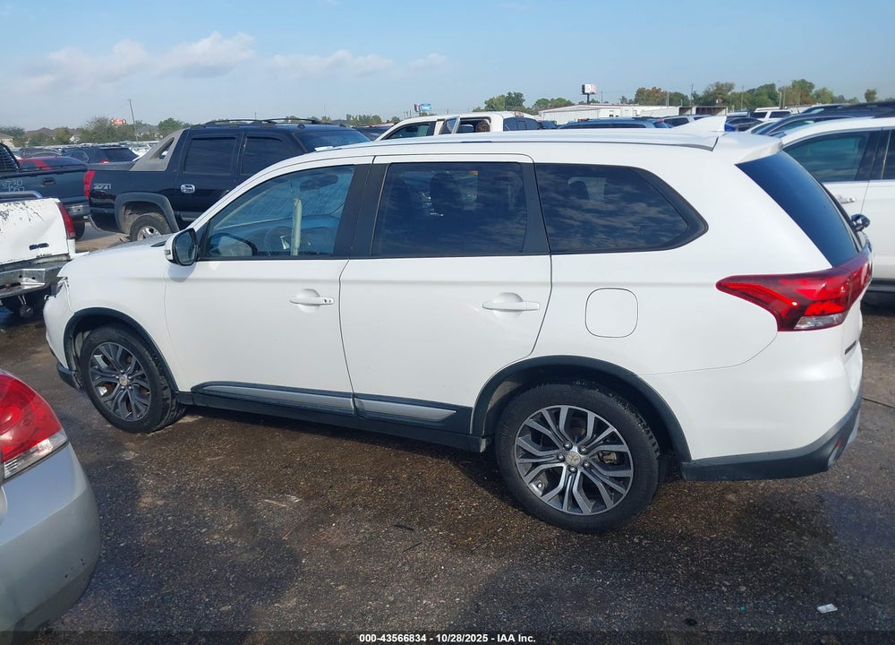 2017 MITSUBISHI OUTLANDER SE VIN: JA4AZ3A38HZ044981