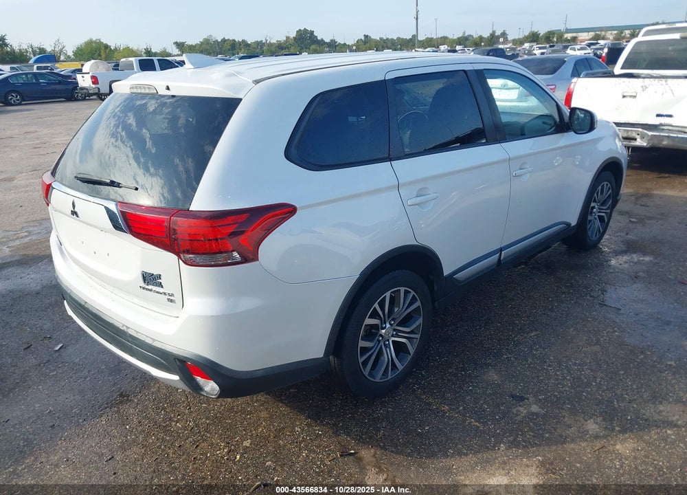 2017 MITSUBISHI OUTLANDER SE VIN: JA4AZ3A38HZ044981