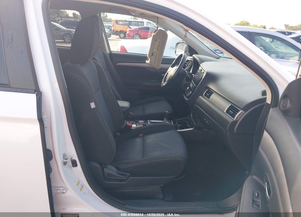 2017 MITSUBISHI OUTLANDER SE VIN: JA4AZ3A38HZ044981