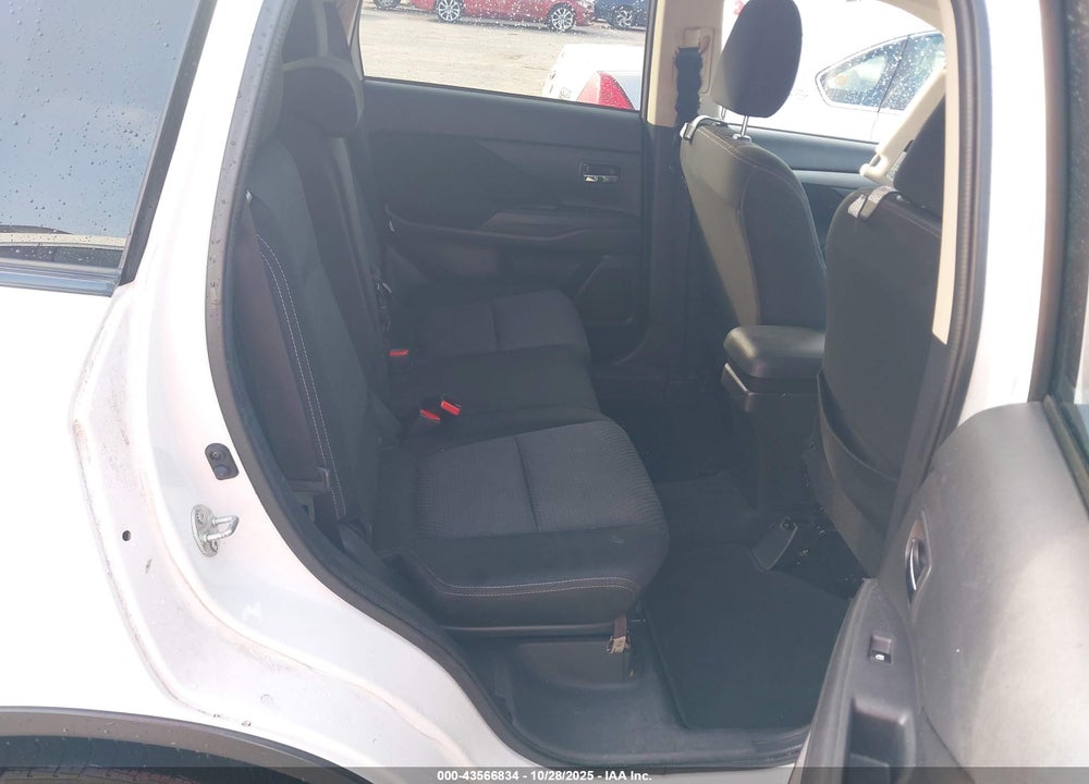 2017 MITSUBISHI OUTLANDER SE VIN: JA4AZ3A38HZ044981