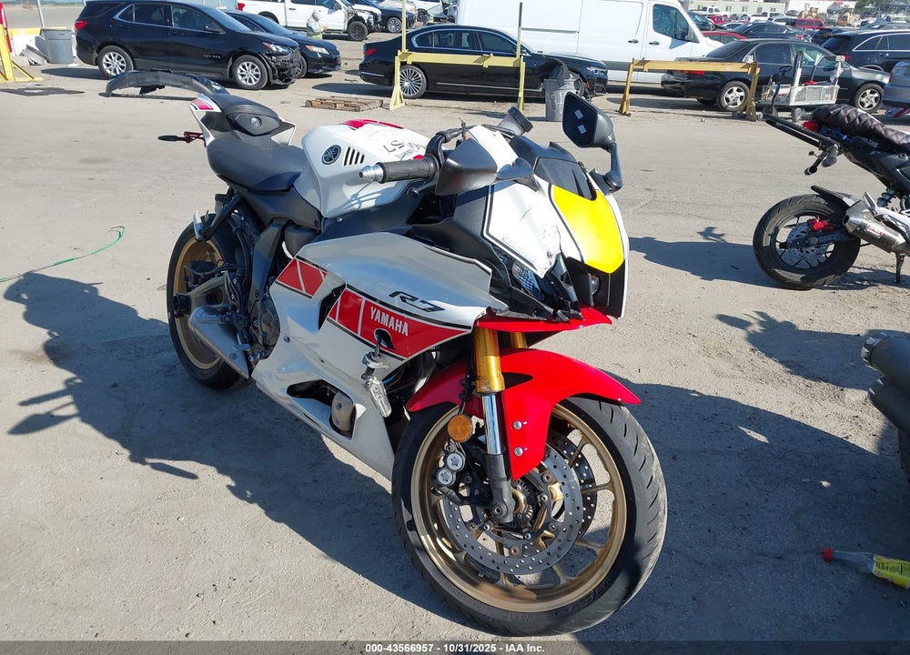 2022 YAMAHA YZFR7 VIN: JYARM38Y8NA000932