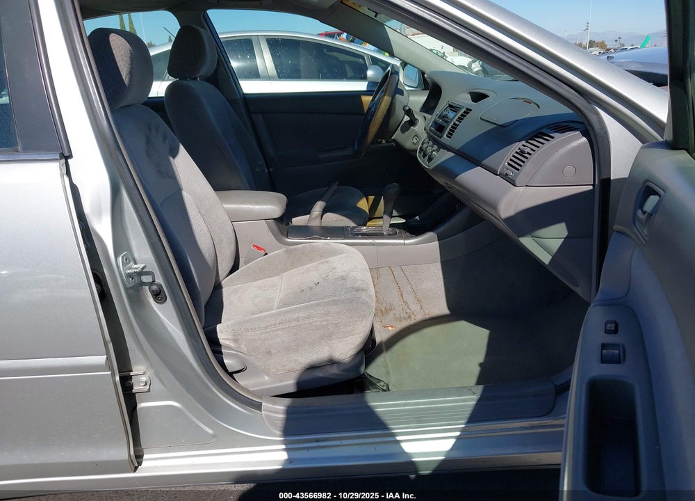 2003 TOYOTA CAMRY LE VIN: 4T1BE32KX3U766630