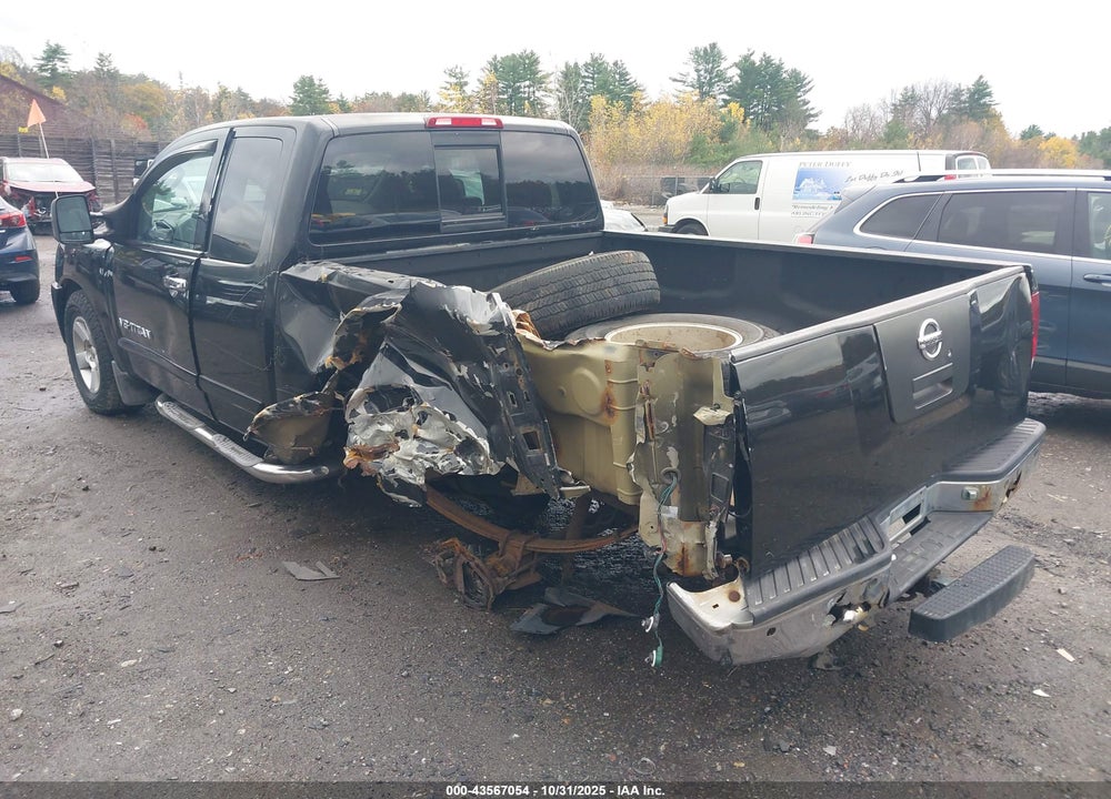 2005 NISSAN TITAN SE VIN: 1N6AA06B65N577729