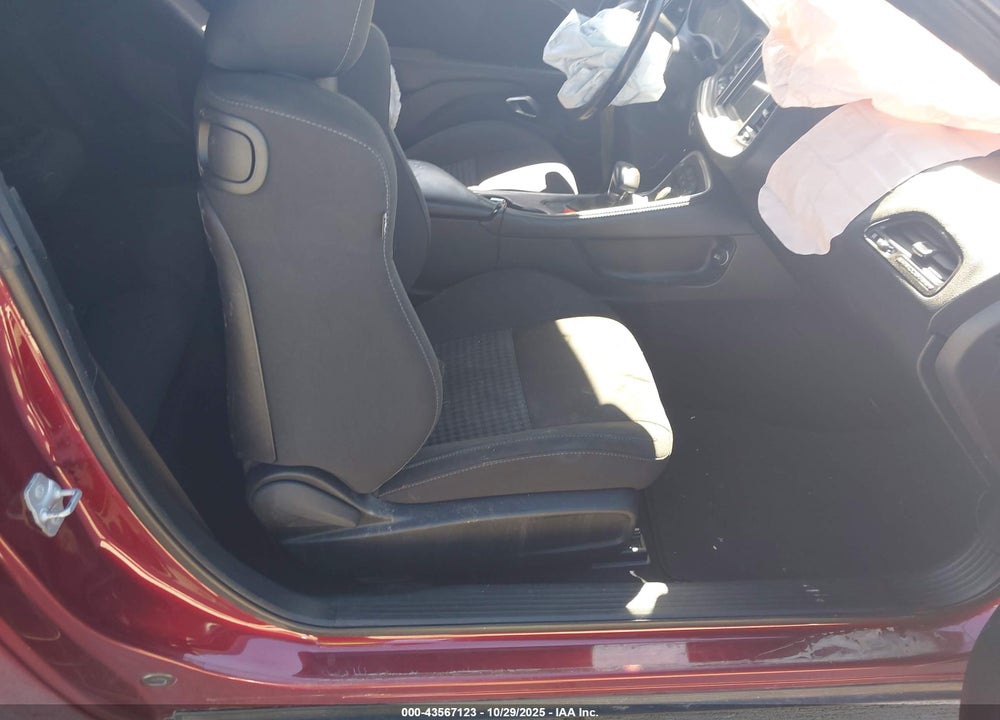 2019 DODGE CHALLENGER GT VIN: 2C3CDZJG9KH737251