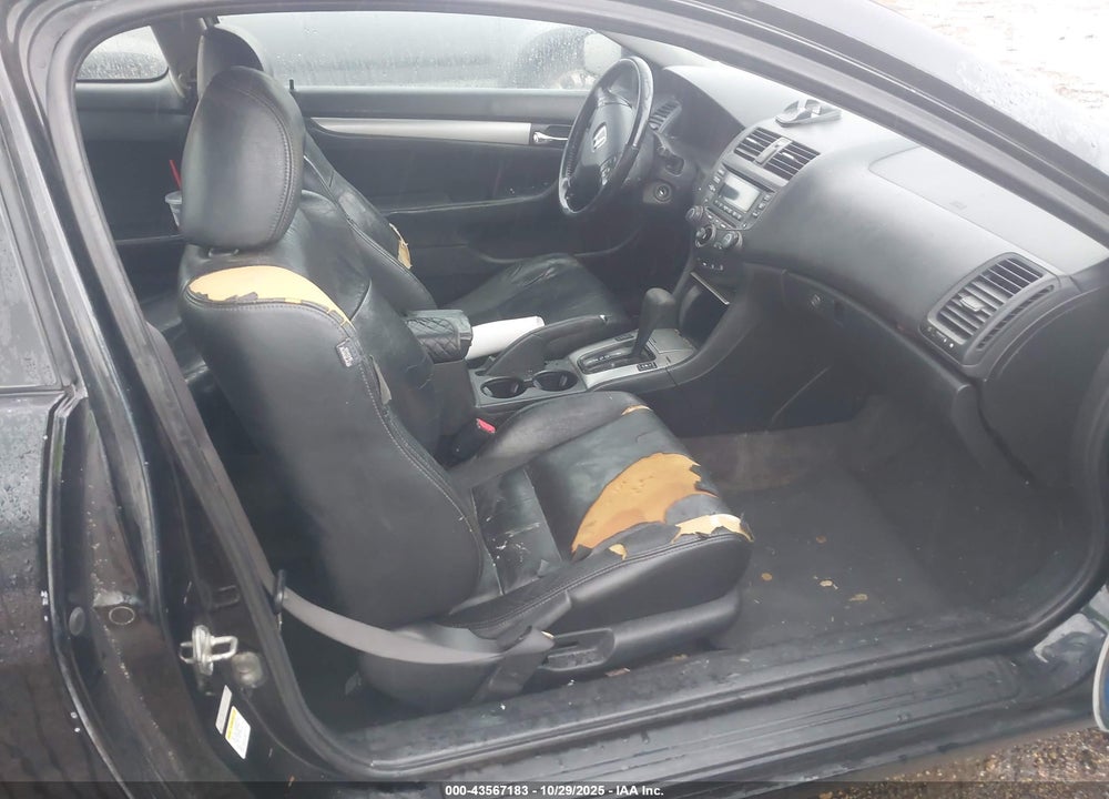 2005 HONDA ACCORD 3.0 EX VIN: 1HGCM82625A016494