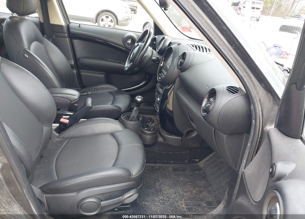 2013 MINI COUNTRYMAN COOPER S VIN: WMWZC5C5XDWM15412