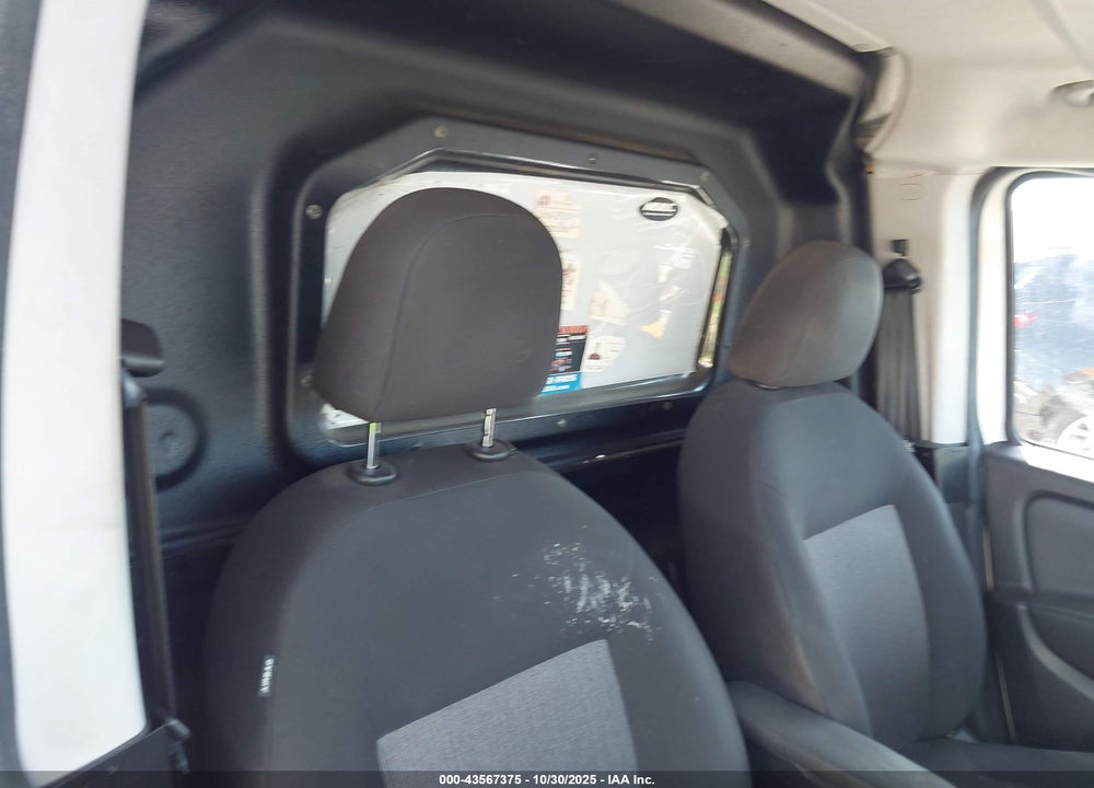 2021 RAM PROMASTER CITY TRADESMAN SLT VIN: ZFBHRFBB5M6V28181