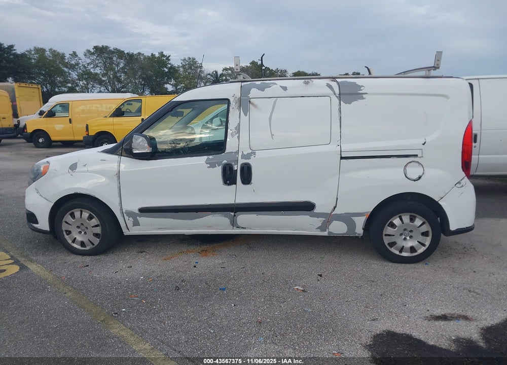 2021 RAM PROMASTER CITY TRADESMAN SLT VIN: ZFBHRFBB5M6V28181