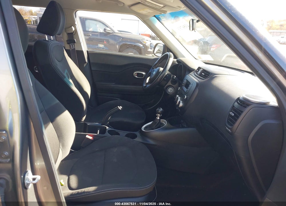 2014 KIA SOUL VIN: KNDJN2A21E7033332