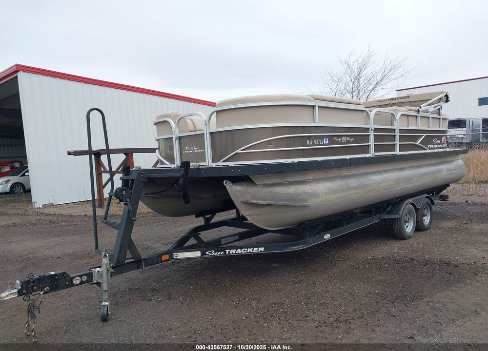 2019 SUNTRACKER FB22BLX VIN: BUJ93106I819