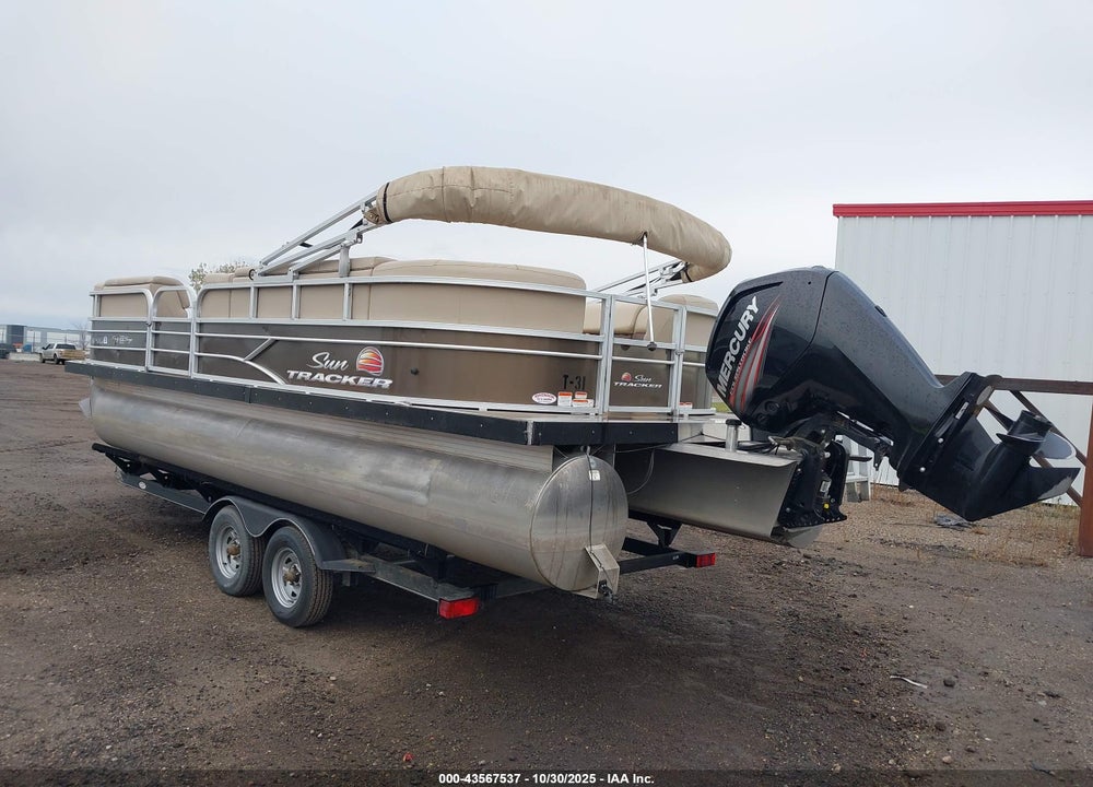 2019 SUNTRACKER FB22BLX VIN: BUJ93106I819