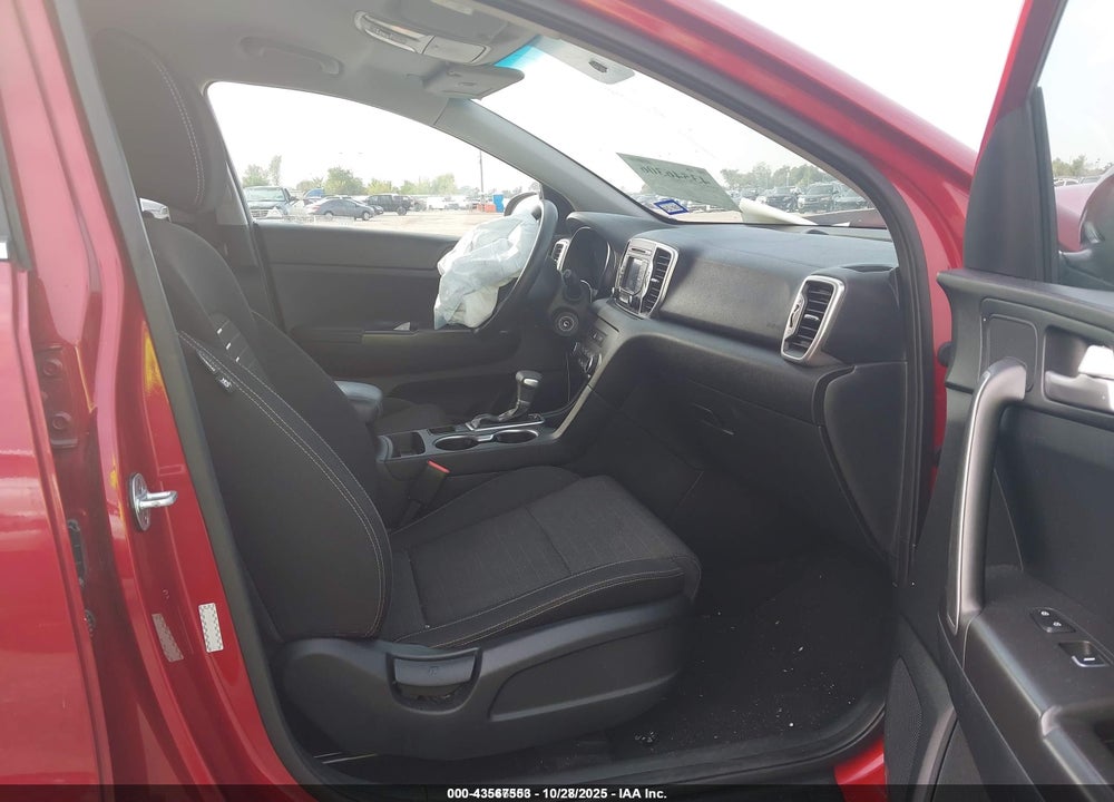 2018 KIA SPORTAGE LX VIN: KNDPM3AC6J7343868