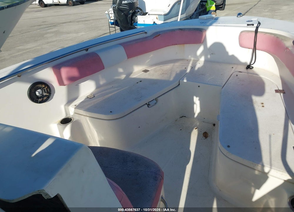 2016 ROBALO --- VIN: ROBC0151I516