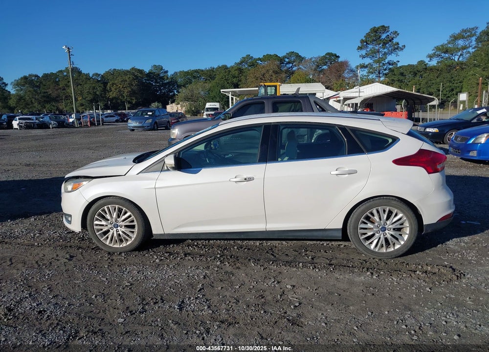 2016 FORD FOCUS VIN: 1FADP3N25GL321295