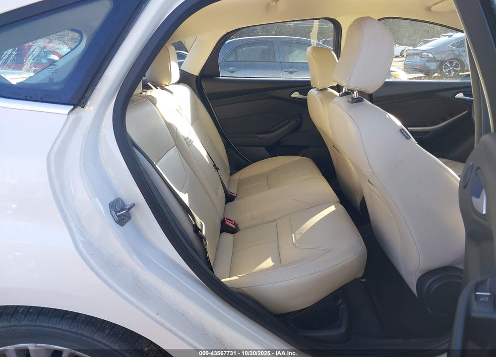 2016 FORD FOCUS VIN: 1FADP3N25GL321295