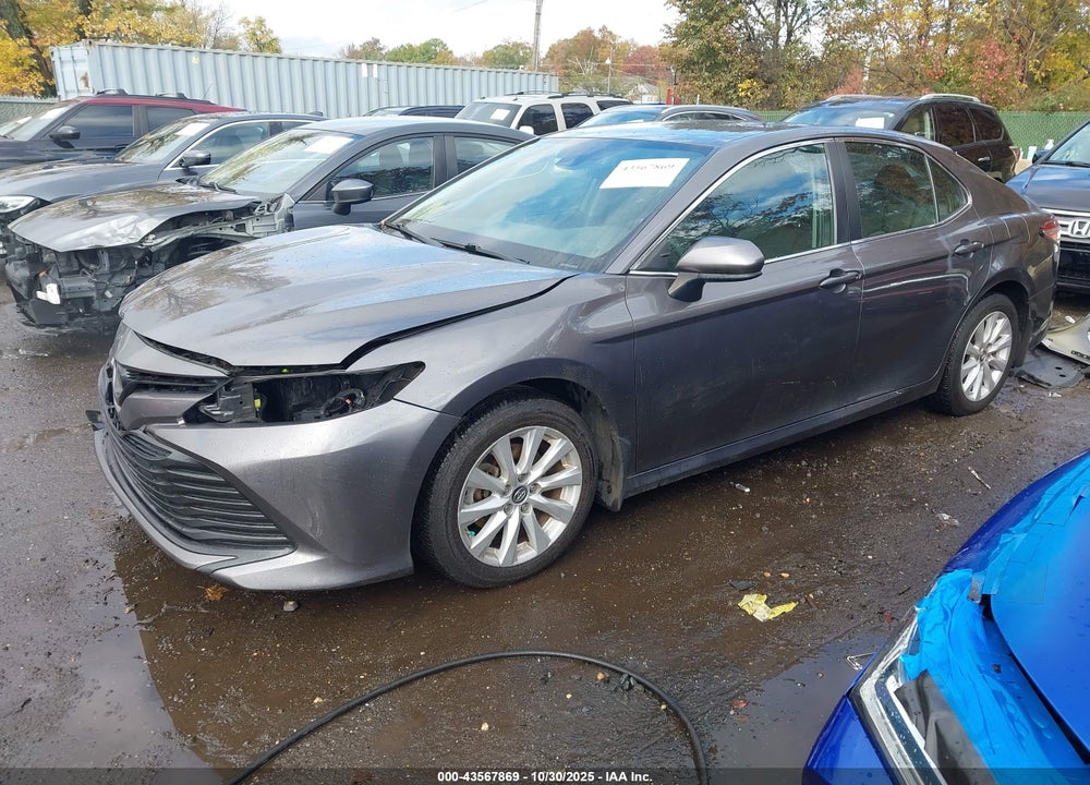 2019 TOYOTA CAMRY LE VIN: 4T1B11HK7KU688149