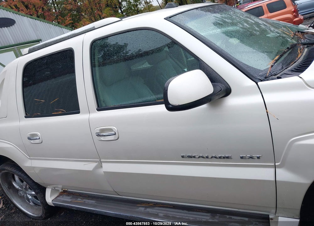 2005 CADILLAC ESCALADE EXT STANDARD VIN: 3GYEK62N85G123330