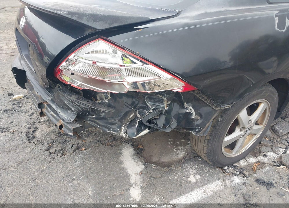 2005 HONDA ACCORD 2.4 EX VIN: 1HGCM72635A013422