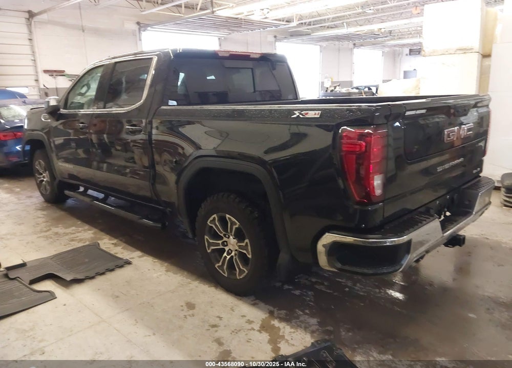 2024 GMC SIERRA 1500 4WD  SHORT BOX SLE/4WD  STANDARD BOX SLE VIN: 1GTUUBED1RZ106592