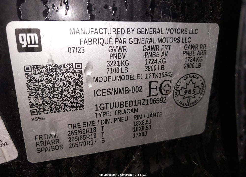 2024 GMC SIERRA 1500 4WD  SHORT BOX SLE/4WD  STANDARD BOX SLE VIN: 1GTUUBED1RZ106592