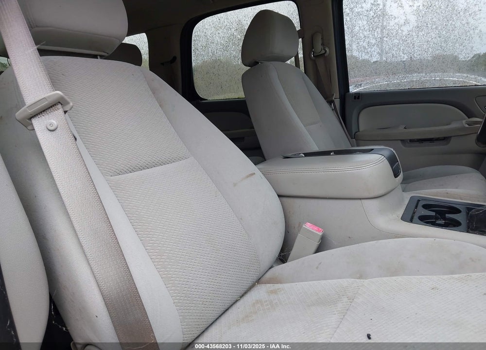 2007 GMC YUKON VIN: 1GKFC13J27R140623