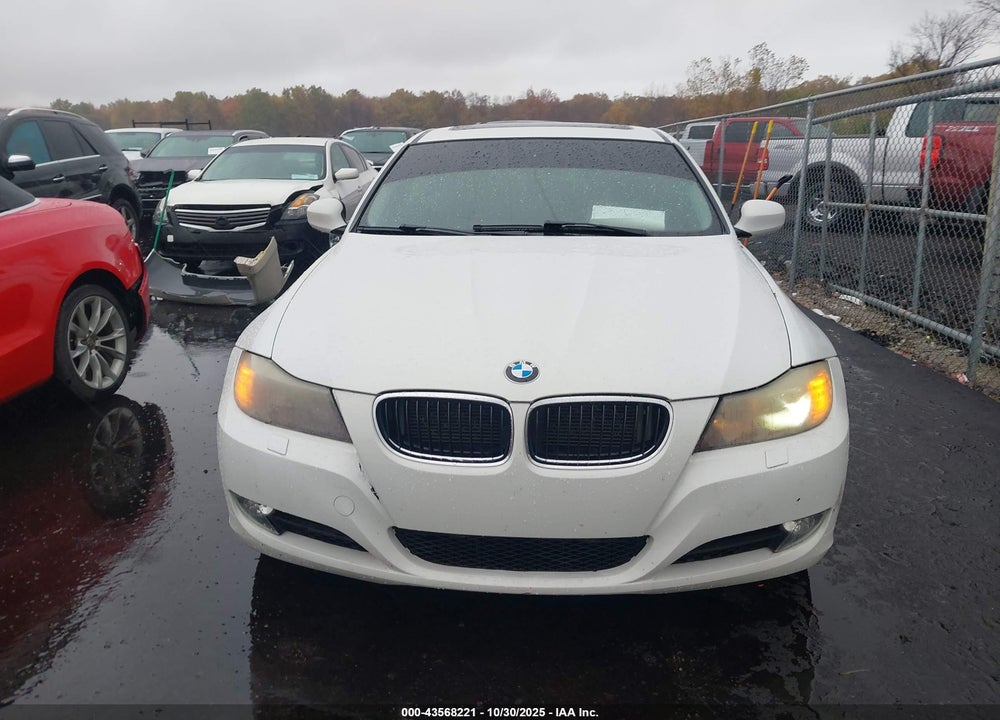 2011 BMW 3 SERIES VIN: WBAPK7G58BNN70902