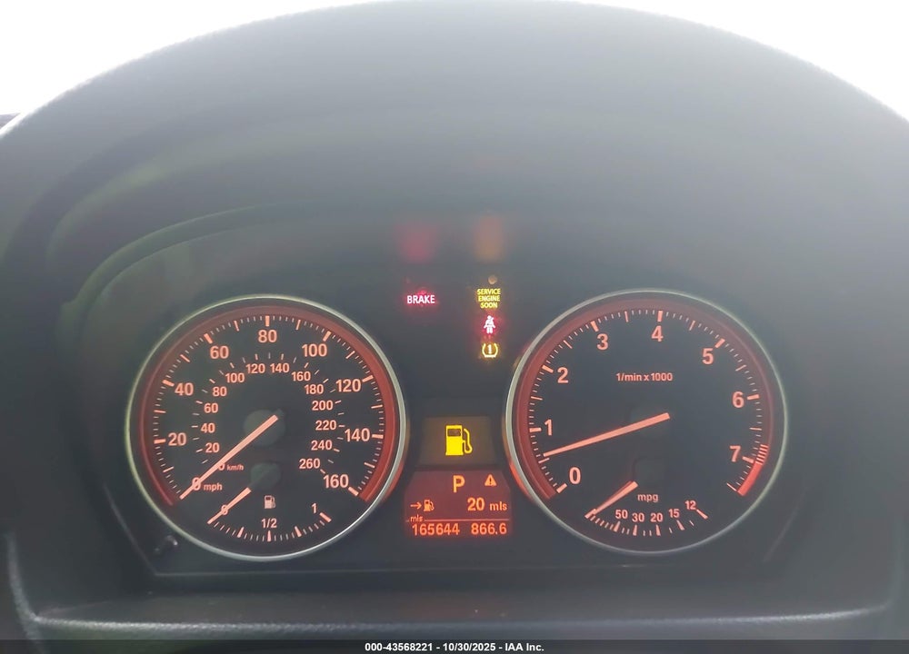 2011 BMW 3 SERIES VIN: WBAPK7G58BNN70902