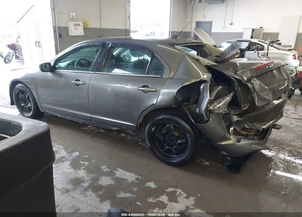 2011 FORD FUSION VIN: 3FAHP0HA3BR317047