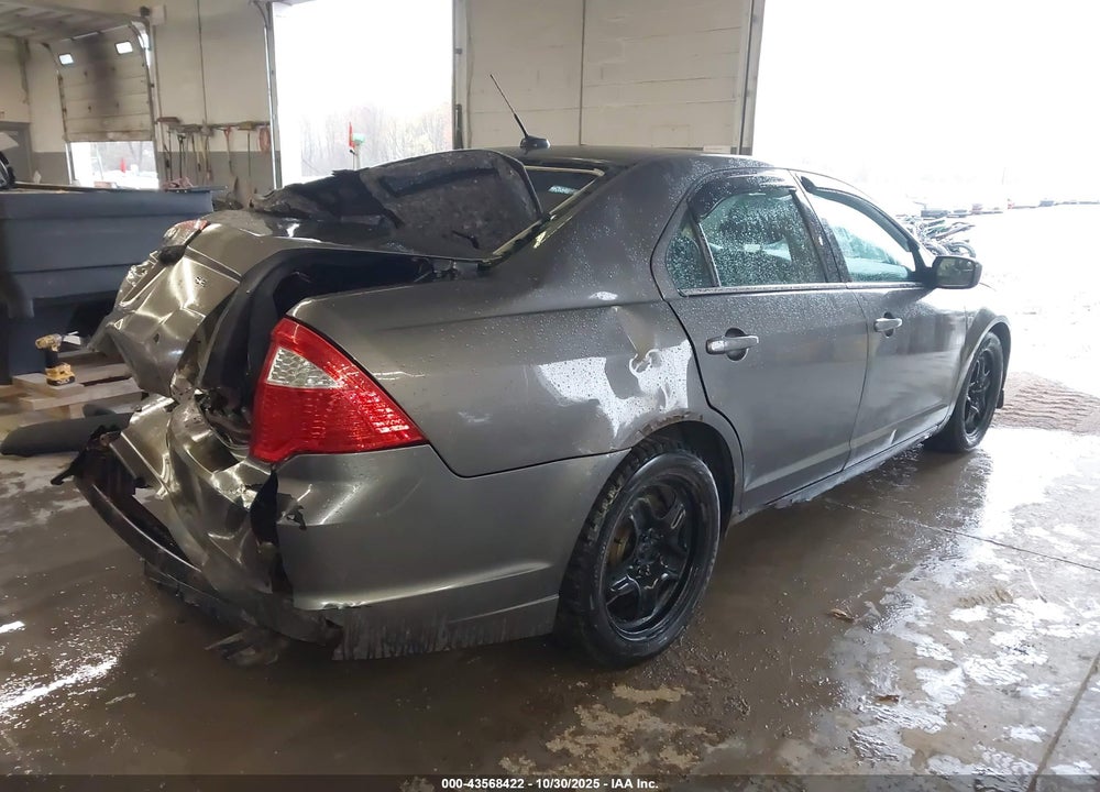 2011 FORD FUSION VIN: 3FAHP0HA3BR317047