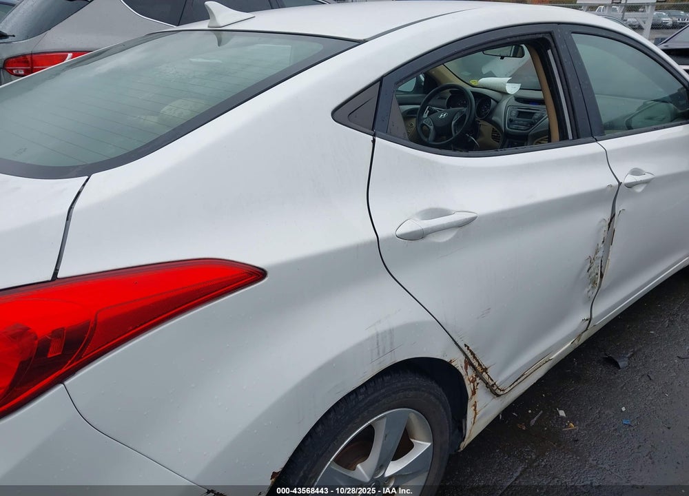 2013 HYUNDAI ELANTRA GLS VIN: 5NPDH4AE5DH271902