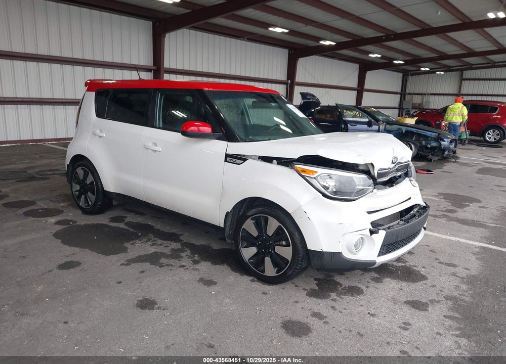 2017 KIA SOUL + VIN: KNDJP3A5XH7442993